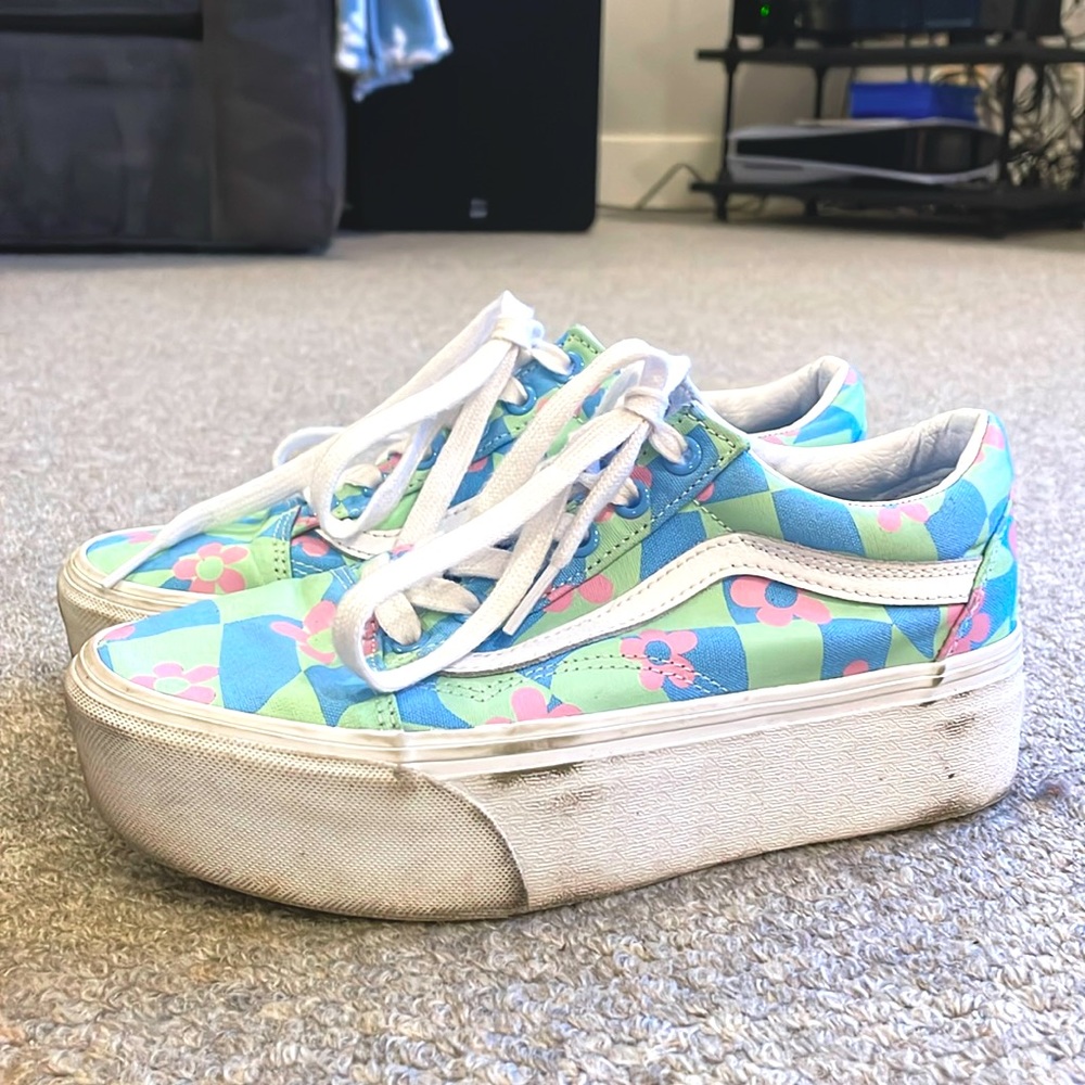 Checkerboard Flower Platform Vans